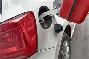 新疆24小时救援车收费标准